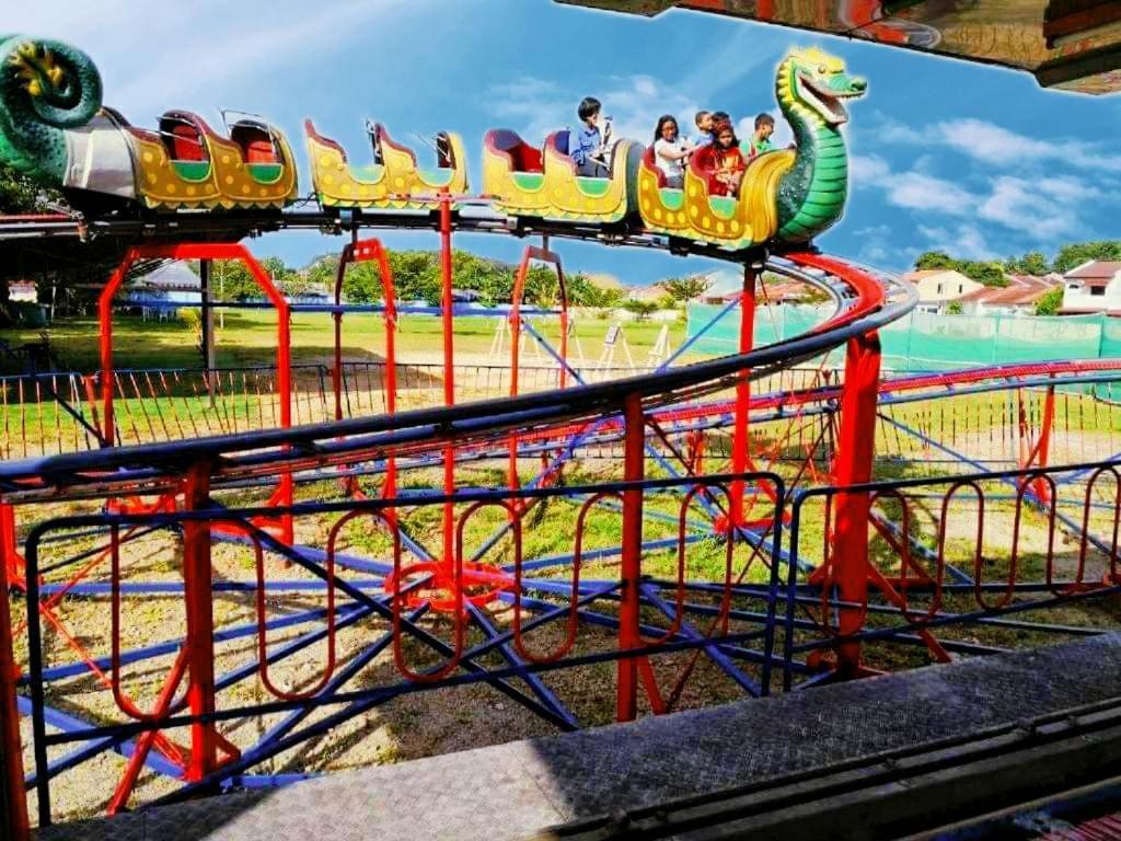Melaka Top Largest Waterpark Resort - By Youbnb Homestay Melaka Zewnętrze zdjęcie